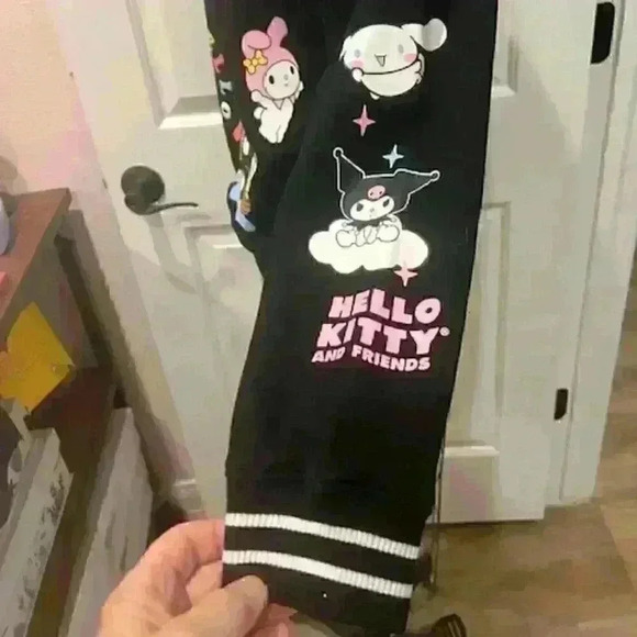 Hello Kitty Sweatshirt Size XS - Picture 3 of 5